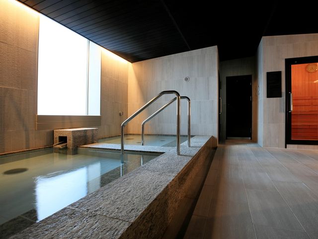 ホテル コレクティブ 